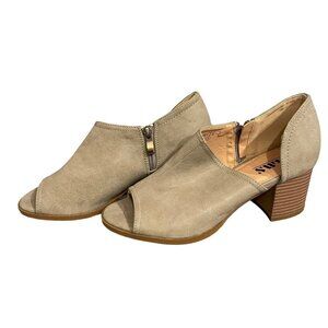 NWOT AMS Prize Cut Out Side Peep Toe Ankle Bootie  Women's Size 8